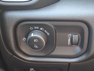 2027 RAM 1500 Express