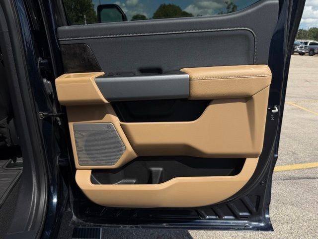 2024 Ford F-350SD Lariat DRW