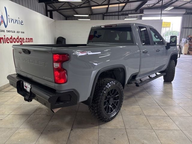 2024 Chevrolet Silverado 2500HD Custom