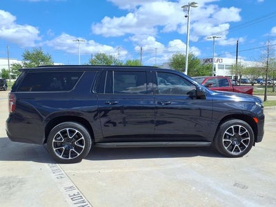 2024 Chevrolet Suburban RST