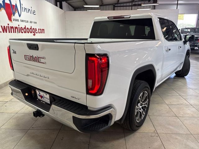 2025 GMC Sierra 1500 SLT