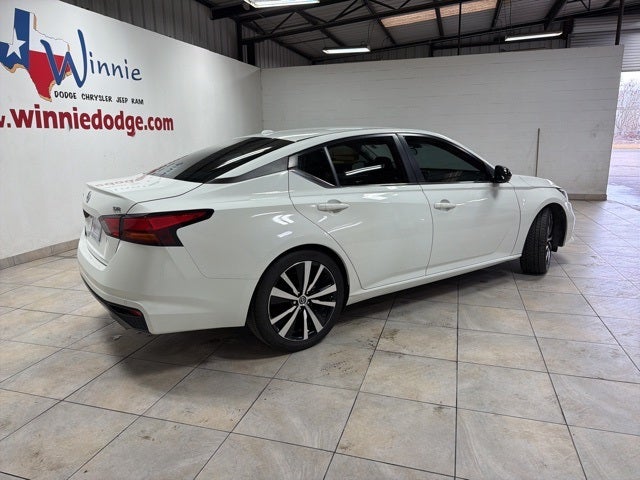 2021 Nissan Altima 2.5 SR