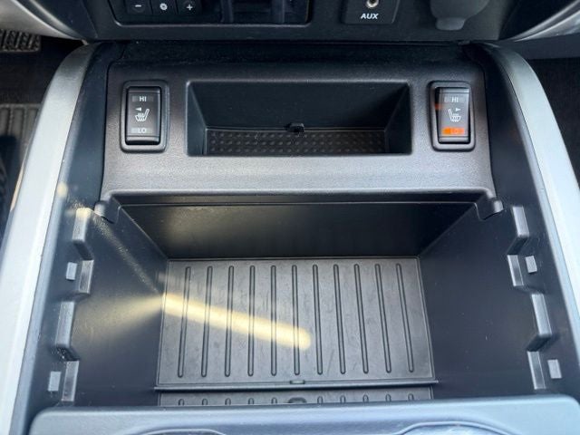 2017 Nissan Titan SL