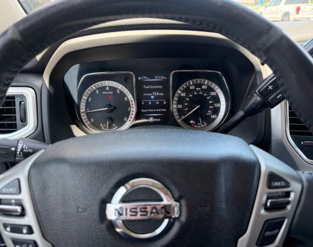 2017 Nissan Titan SL