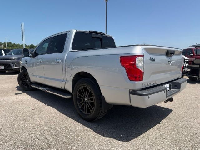2017 Nissan Titan SL