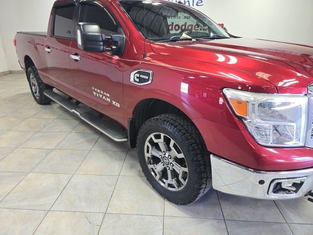 2017 Nissan Titan XD SV