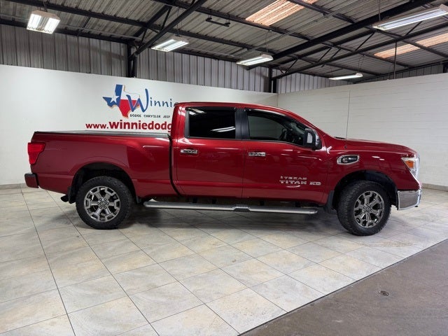 2017 Nissan Titan XD SV