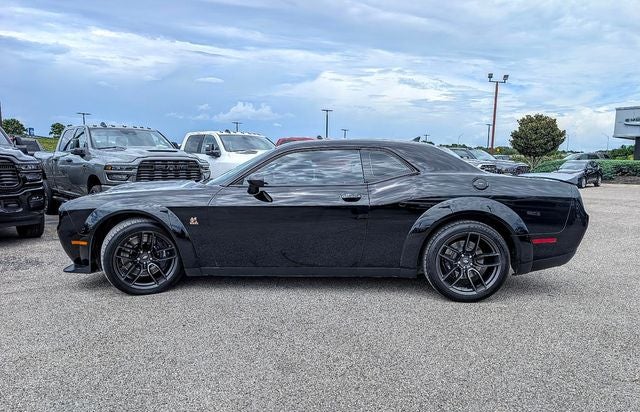 2022 Dodge Challenger R/T Scat Pack Widebody
