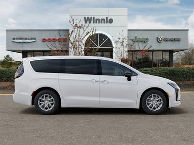 2027 Chrysler Pacifica Select