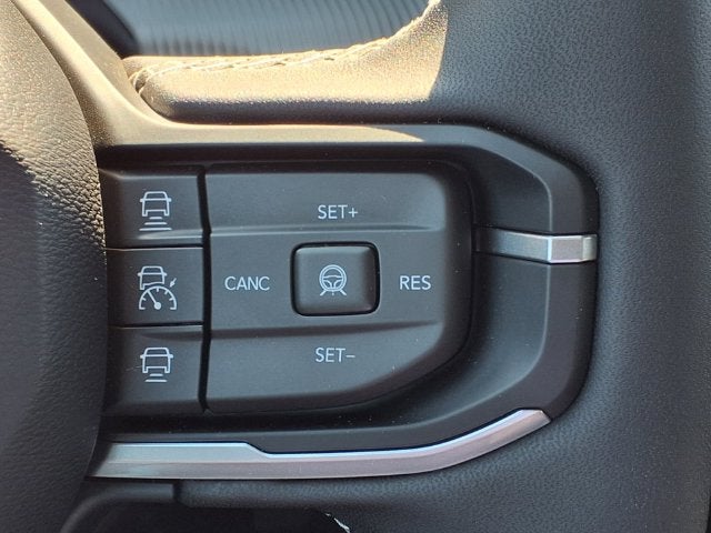 2027 Jeep Cherokee Laredo