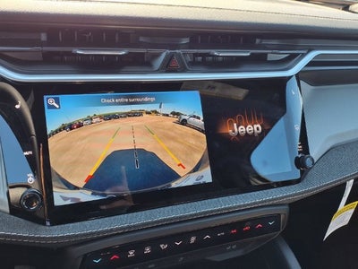 2027 Jeep Cherokee Laredo