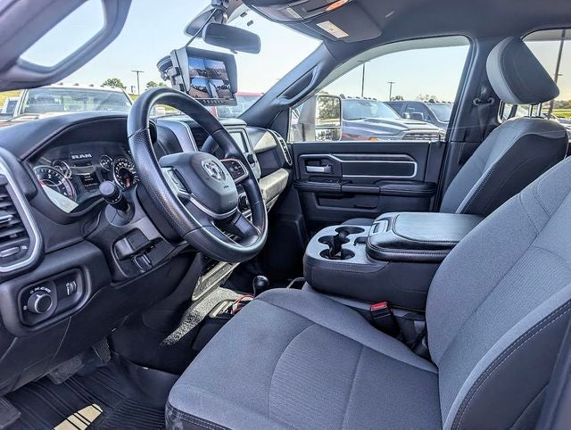 2024 RAM 3500 SLT