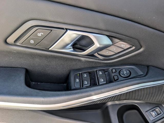 2024 BMW 3 Series 330i