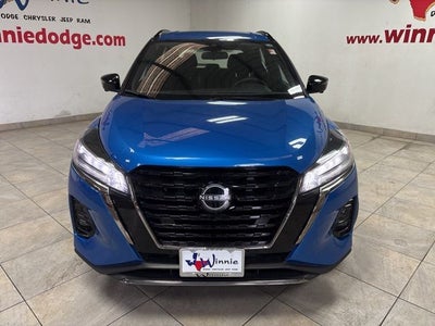 2024 Nissan Kicks SR