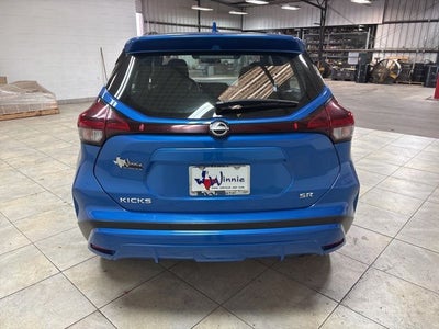 2024 Nissan Kicks SR