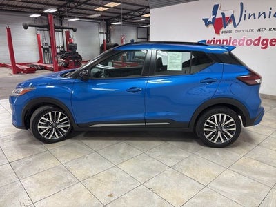2024 Nissan Kicks SR