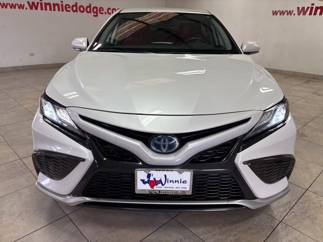 2021 Toyota Camry Hybrid XSE