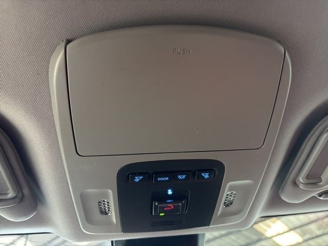 2021 Toyota Camry Hybrid XSE