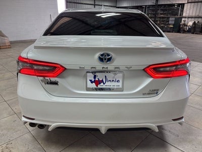 2021 Toyota Camry Hybrid XSE