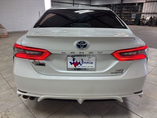 2021 Toyota Camry Hybrid XSE
