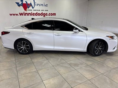 2022 Lexus ES 350