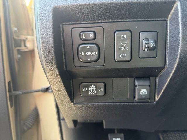 2017 Toyota Tundra SR5 CrewMax