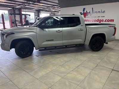 2022 Toyota Tundra SR5