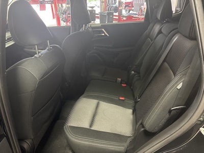 2024 Mitsubishi Outlander ES