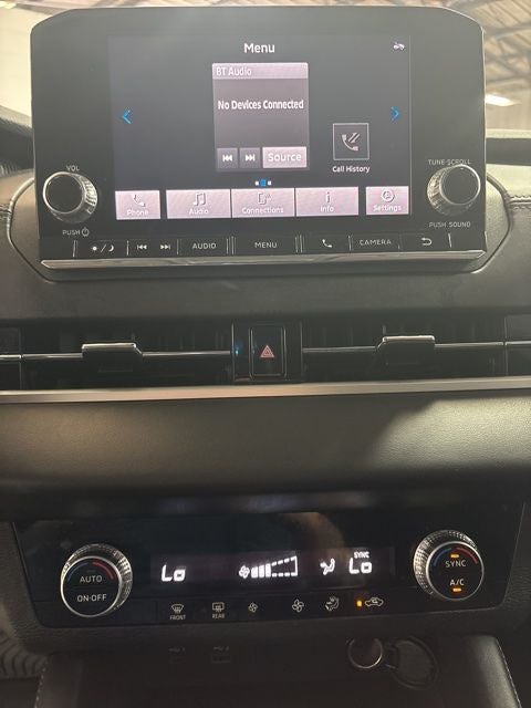 2024 Mitsubishi Outlander ES