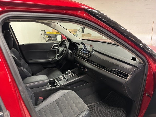 2024 Mitsubishi Outlander Base