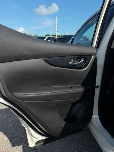 2017 Nissan Rogue Sport SV