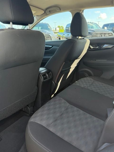 2017 Nissan Rogue Sport SV