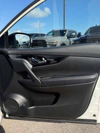 2017 Nissan Rogue Sport SV