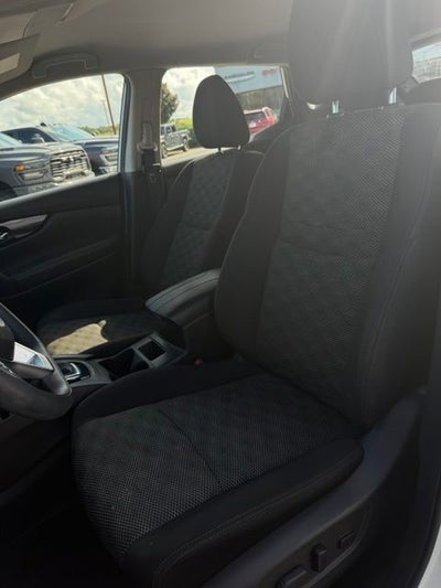 2017 Nissan Rogue Sport SV
