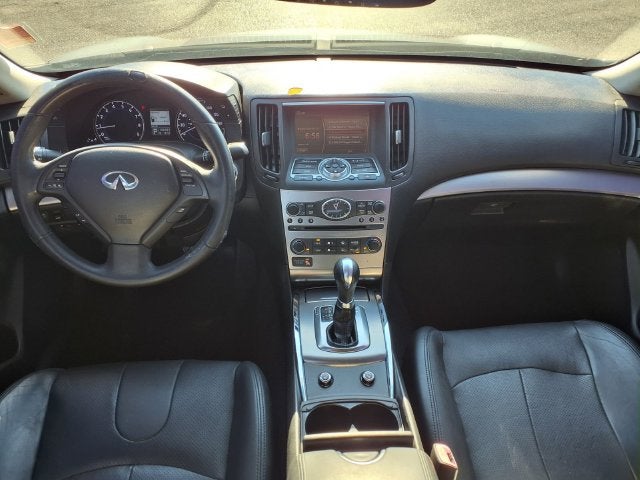 2015 INFINITI Q40 Base