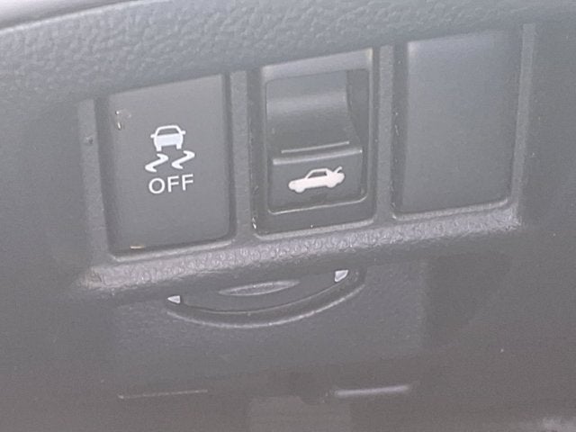 2015 INFINITI Q40 Base