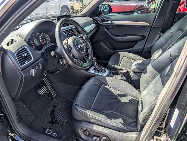 2016 Audi Q3 2.0T Premium Plus FrontTrak