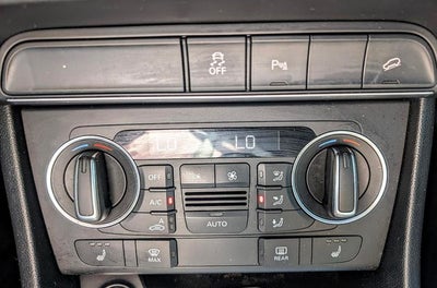 2016 Audi Q3 2.0T Premium Plus FrontTrak
