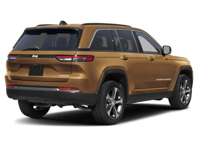 2027 Jeep Grand Cherokee Base