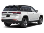 2027 Jeep Grand Cherokee Base