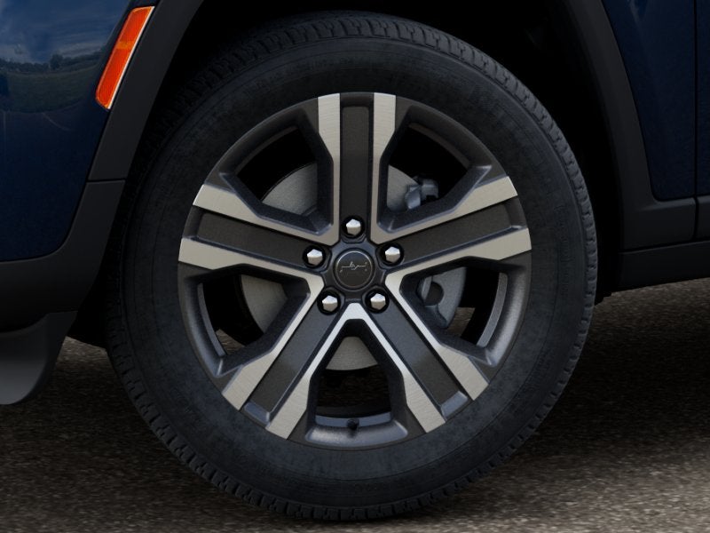2027 Jeep Grand Cherokee Base