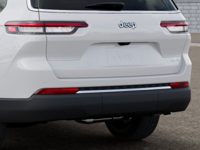 2027 Jeep Grand Cherokee Base
