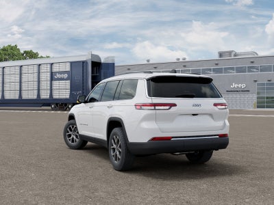 2027 Jeep Grand Cherokee Base
