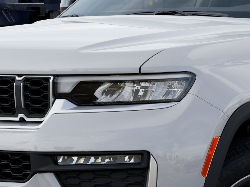 2026 Jeep Grand Cherokee Base