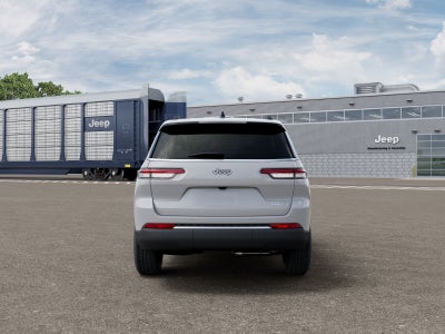 2026 Jeep Grand Cherokee Base