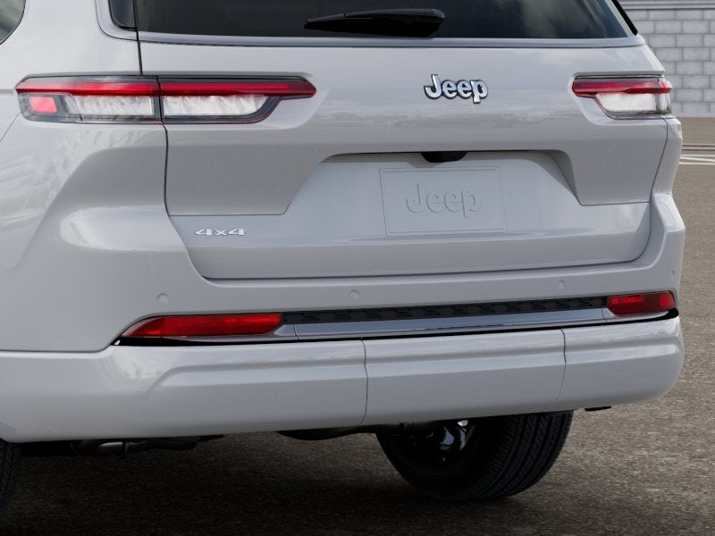 2026 Jeep Grand Cherokee Base