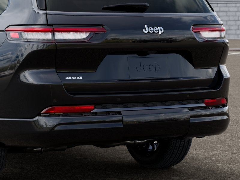 2026 Jeep Grand Cherokee Base