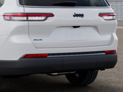 2027 Jeep Grand Cherokee Base