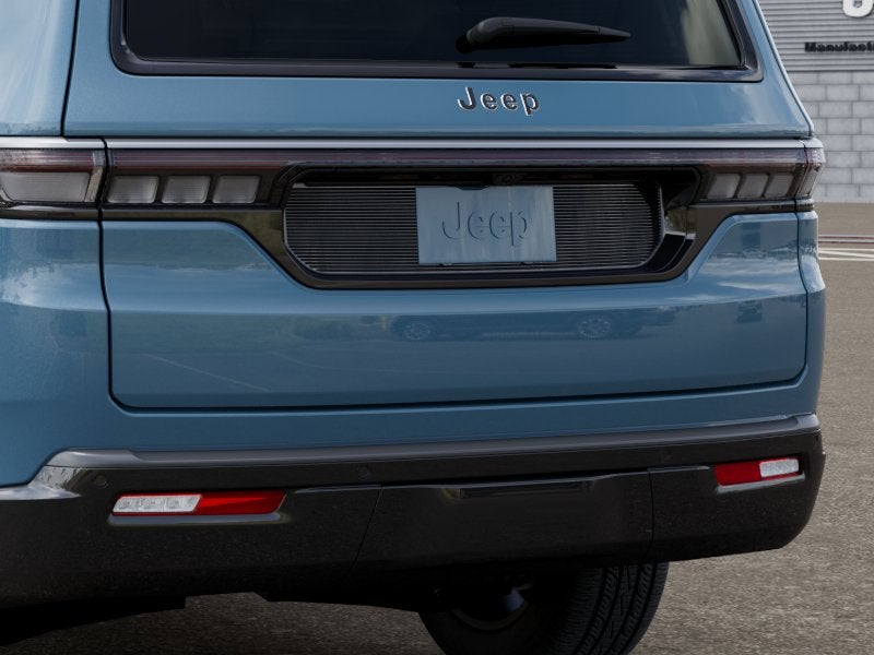 2026 Jeep Grand Wagoneer Base