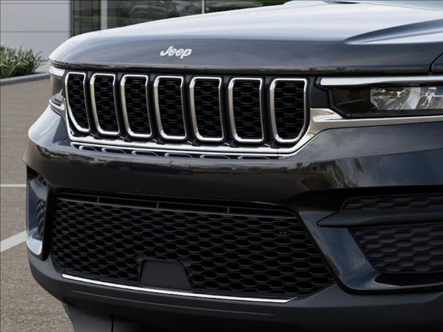 2027 Jeep Grand Cherokee Laredo X